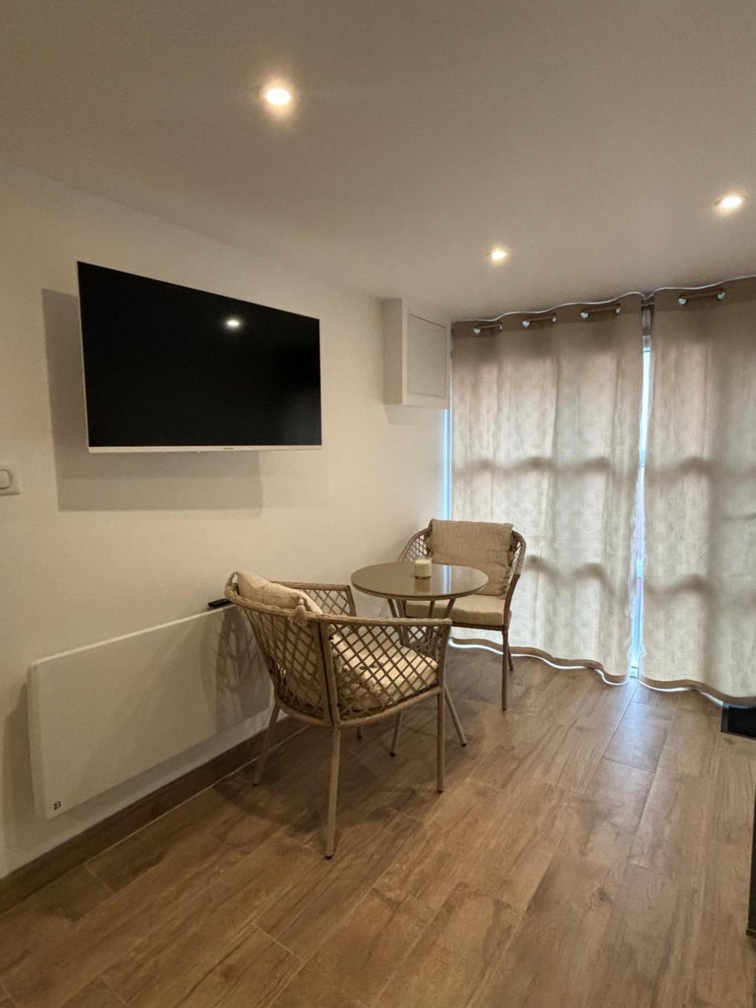 La Ptite Suite De Julie Épernay Extérieur photo